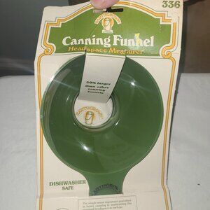 VTG NEW Avocado Green Canning Jar Funnel EarthGrown No. 336 Mid Century Modern
